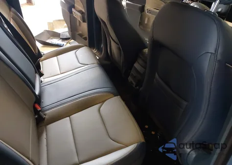 2025 Ford Maverick Lariat z USA, uszkodzony, nr VIN 3FTTW8SA2SRA23489